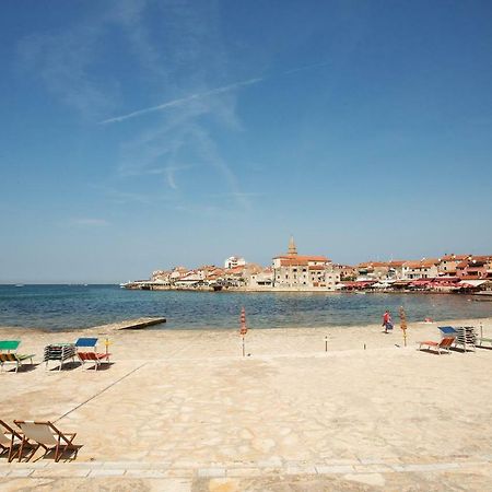 Downtown Beach Apartments Umag Exteriér fotografie
